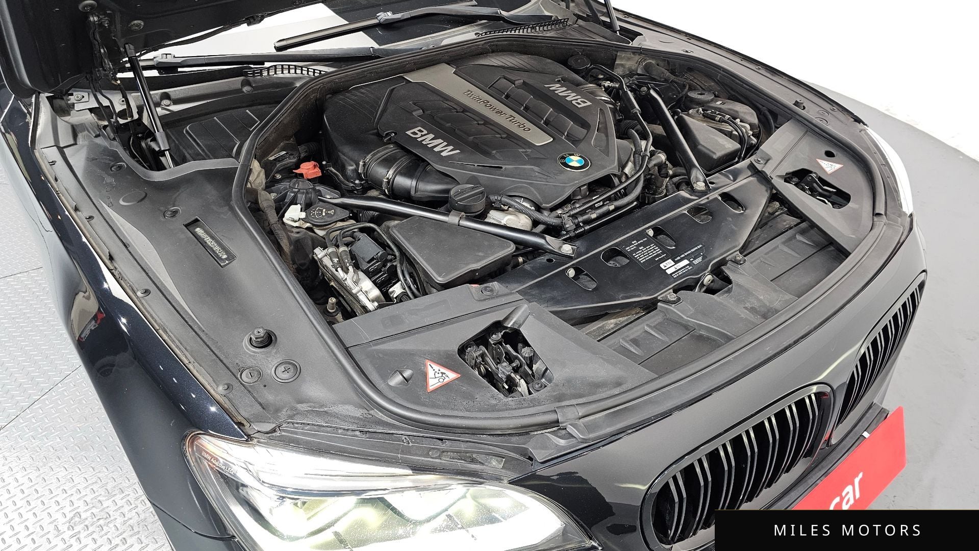 BMW 7 Series (F01) 2014 — миниатюра 6