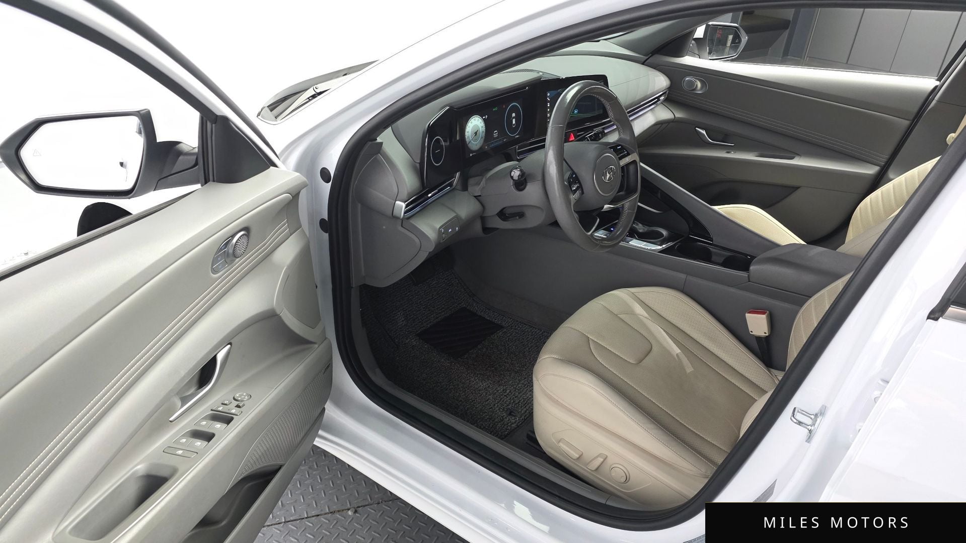 Hyundai AVANTE 2023 — миниатюра 11