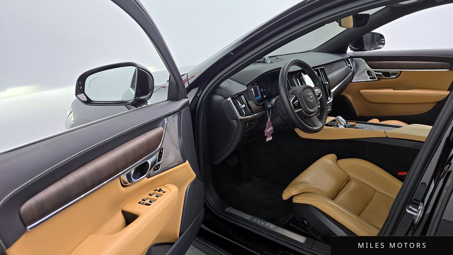 Volvo S90 2022 — миниатюра 10