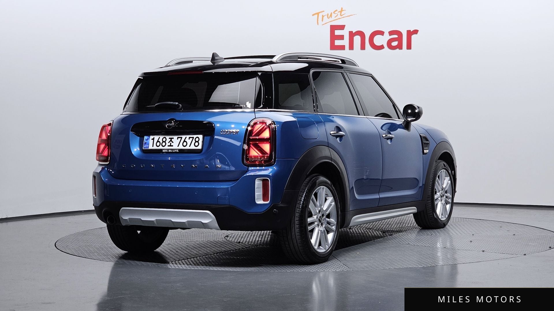 MINI 쿠퍼 컨트리맨 2023 — миниатюра 2