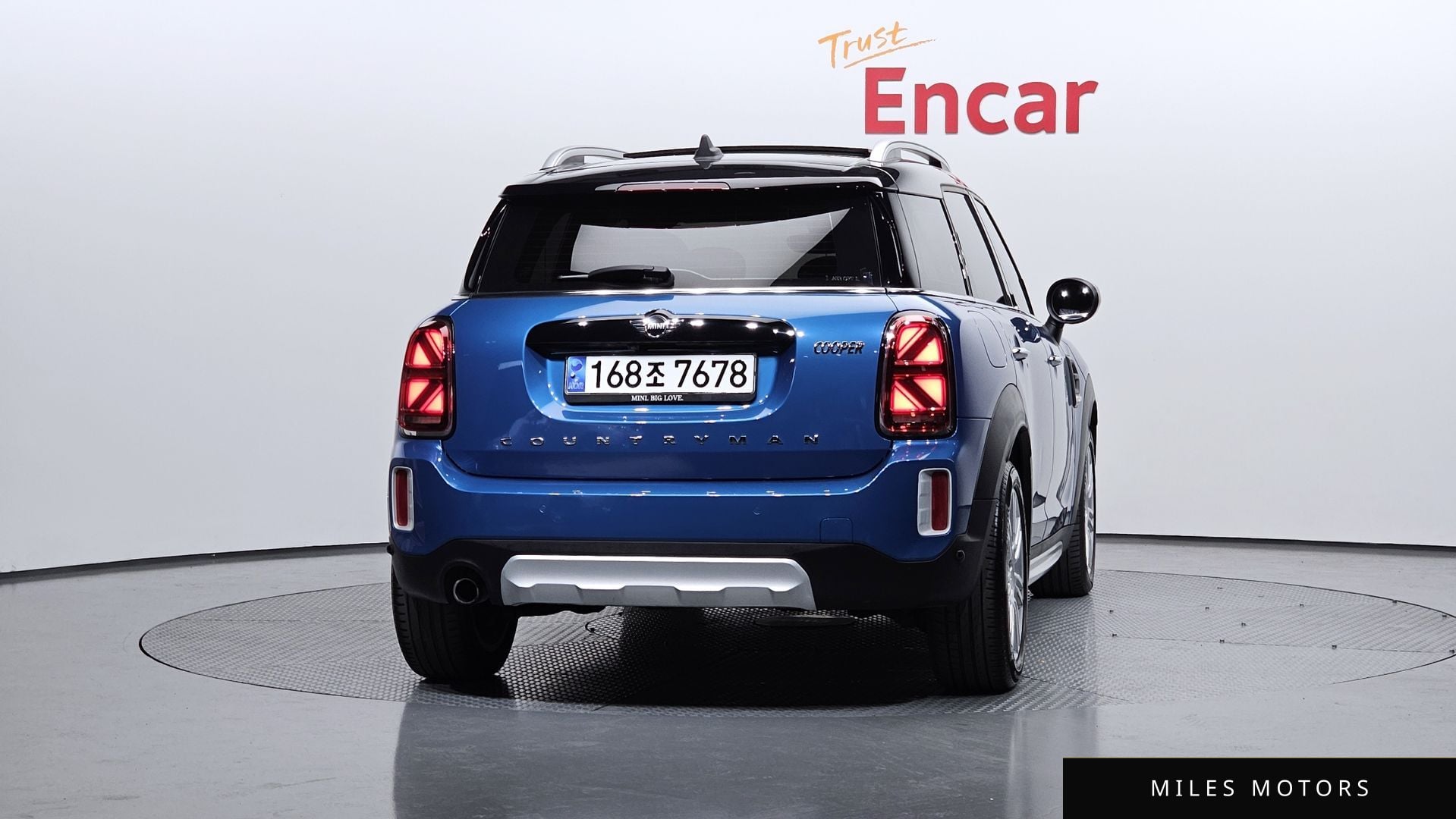 MINI 쿠퍼 컨트리맨 2023 — миниатюра 4