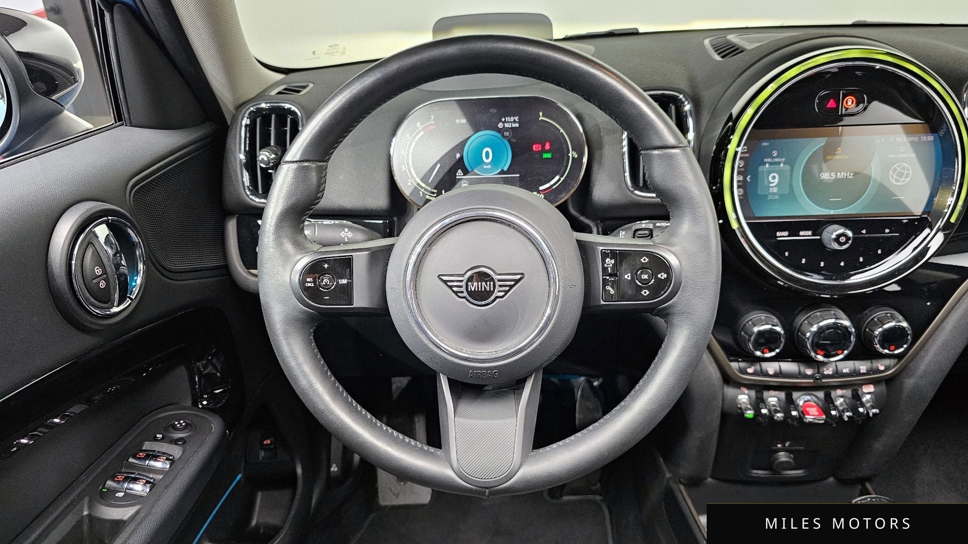 MINI 쿠퍼 컨트리맨 2023 — миниатюра 13