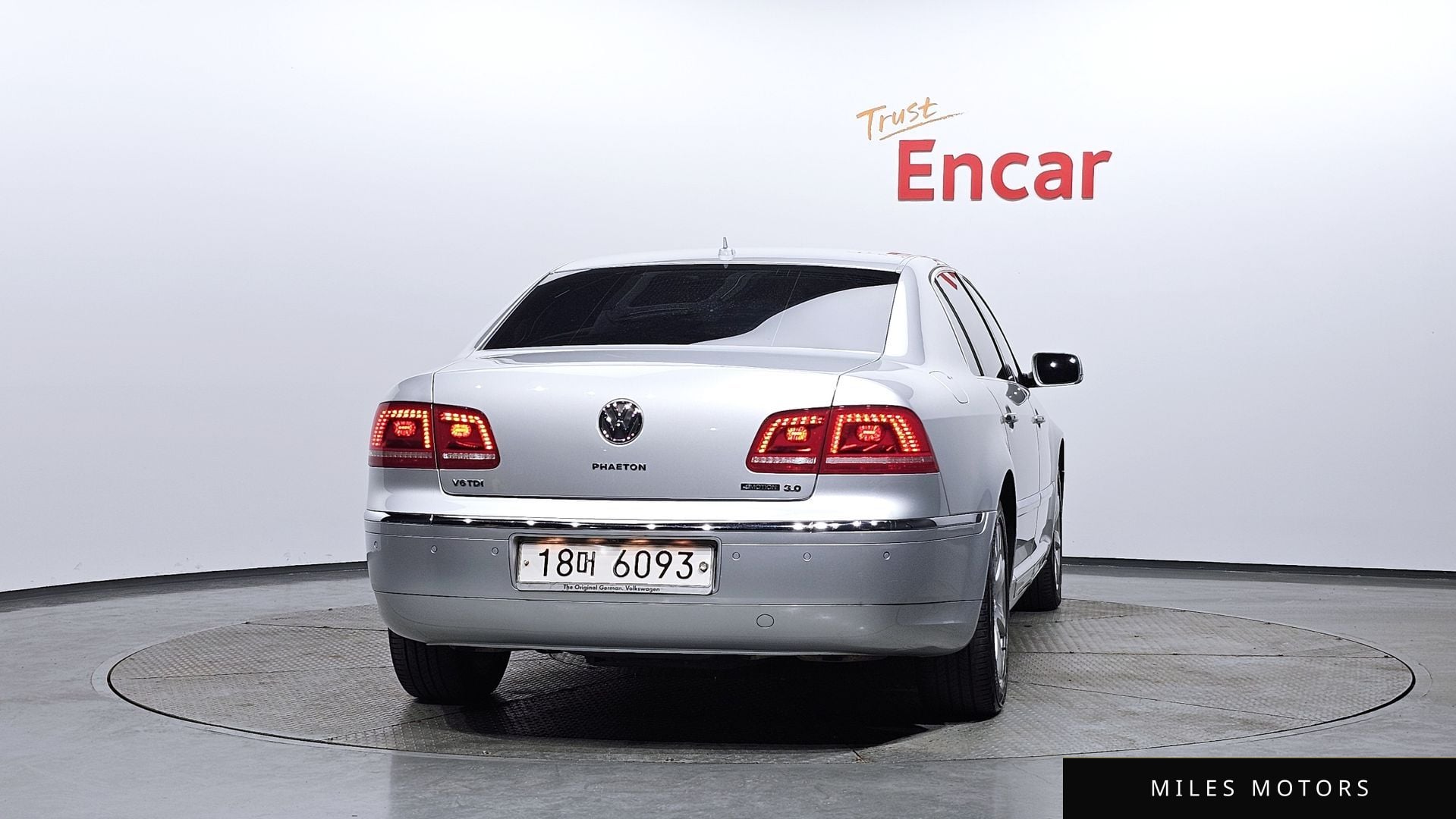 Volkswagen Phaeton 2011 — миниатюра 4