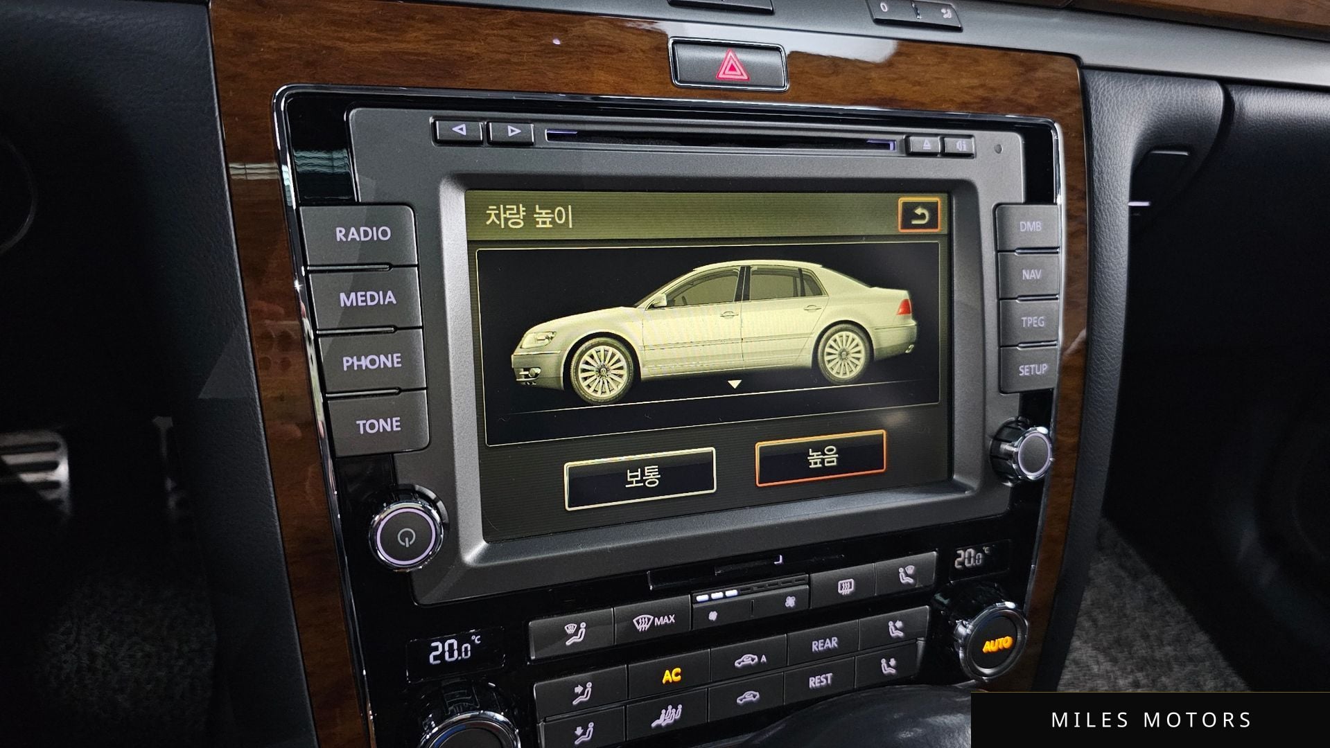 Volkswagen Phaeton 2011 — миниатюра 18