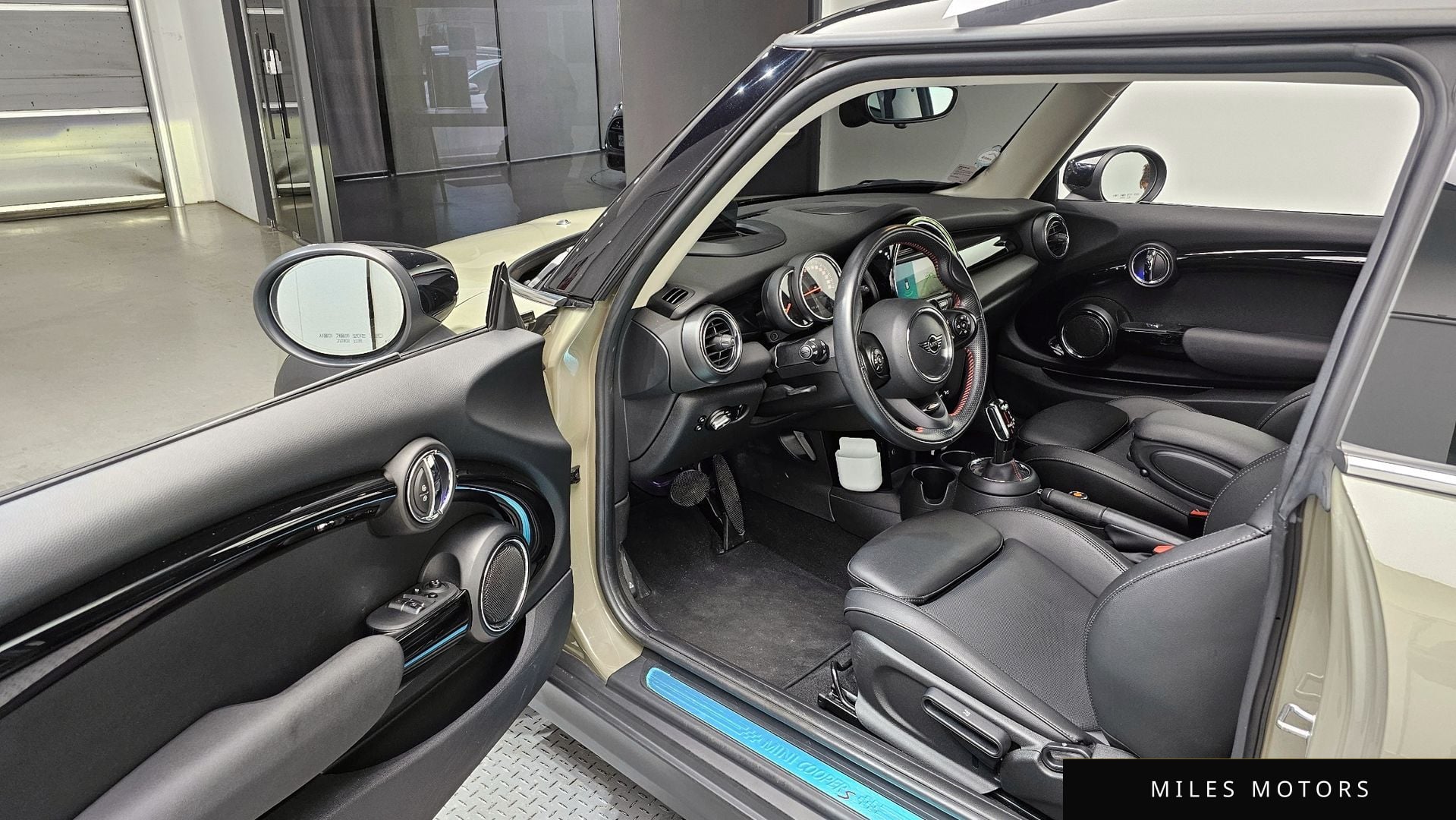 MINI 쿠퍼 S 2020 — миниатюра 10