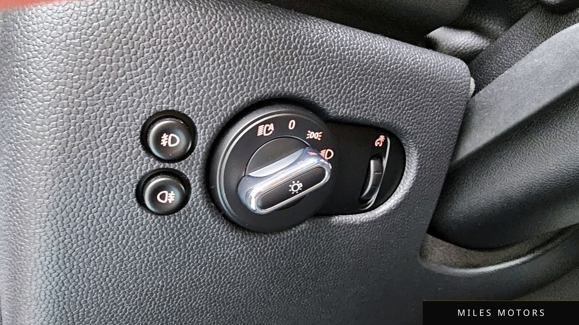 MINI 쿠퍼 S 2020 — миниатюра 18