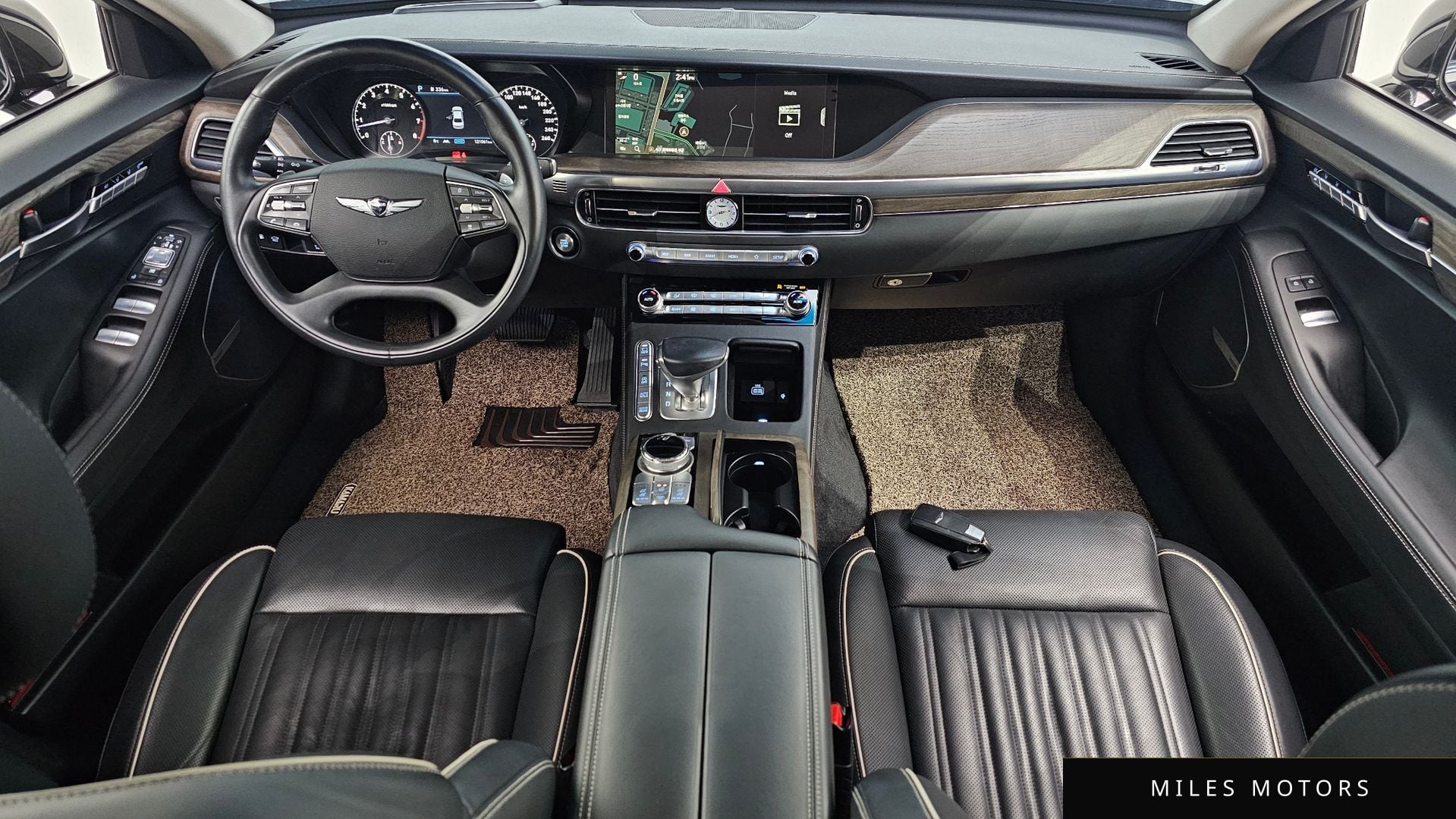 Genesis G90 2019 — миниатюра 7