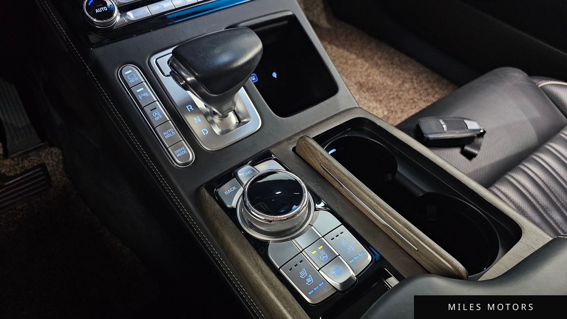 Genesis G90 2019 — миниатюра 9