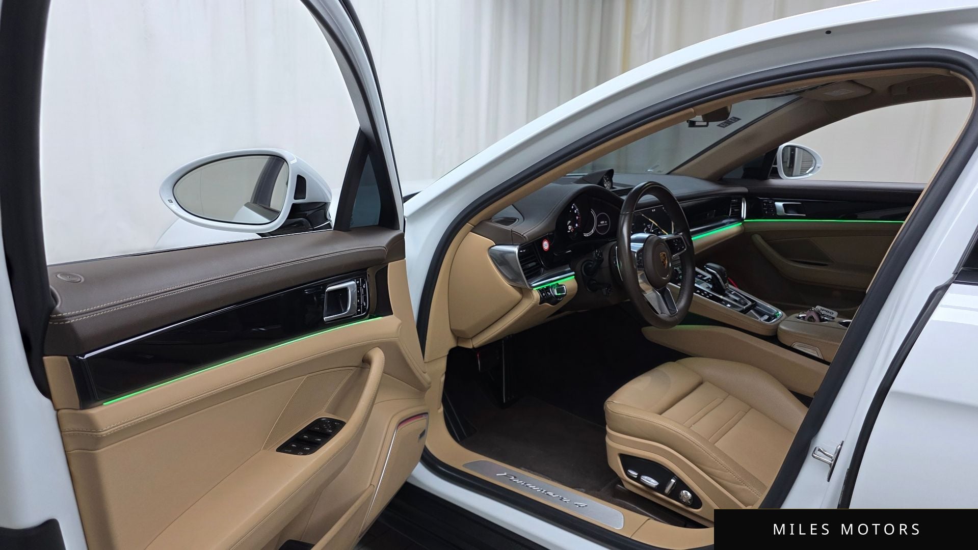 Porsche Panamera 2018 — миниатюра 10