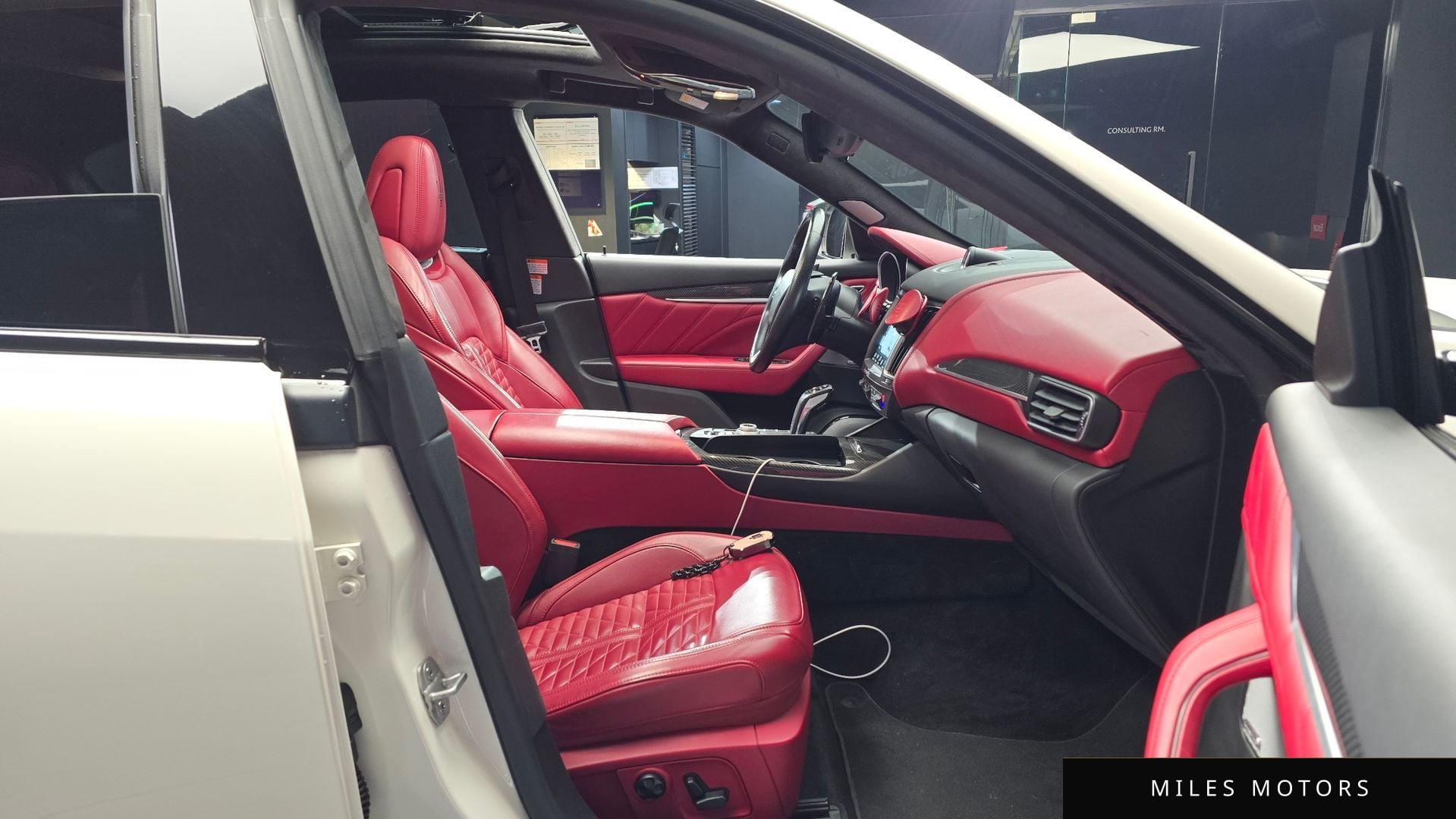 Maserati 르반떼 2019 — миниатюра 11