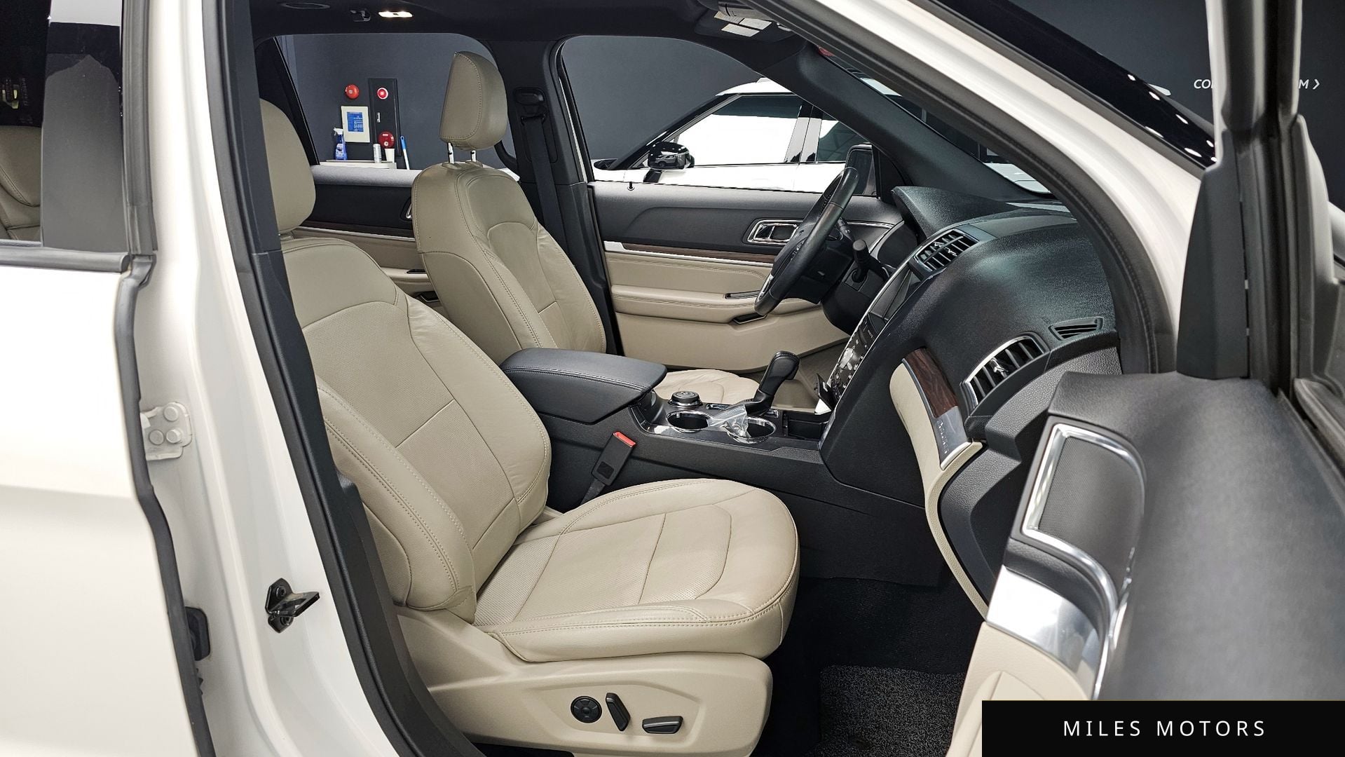Ford Explorer 2019 — миниатюра 10