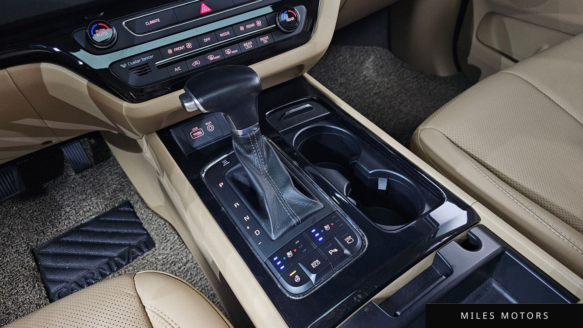 Kia Canival 2018 — миниатюра 9