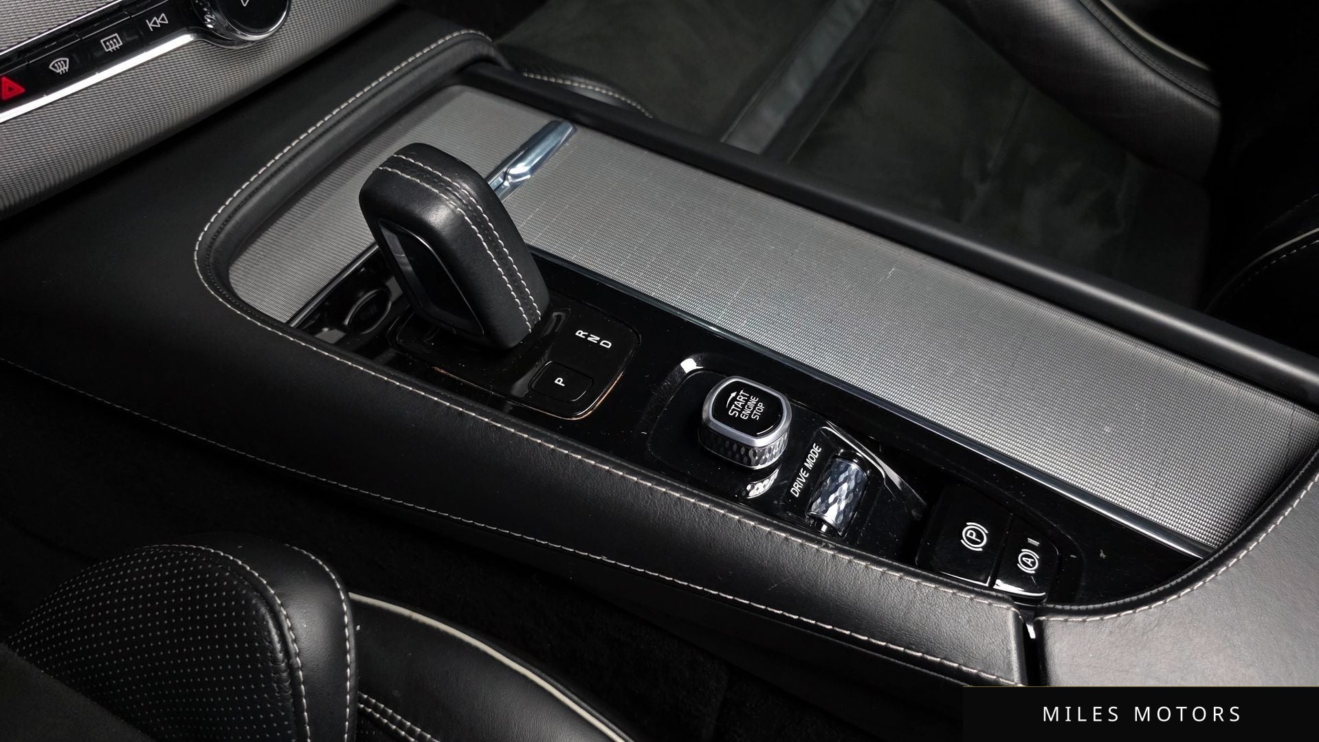 Volvo XC90 2021 — миниатюра 9
