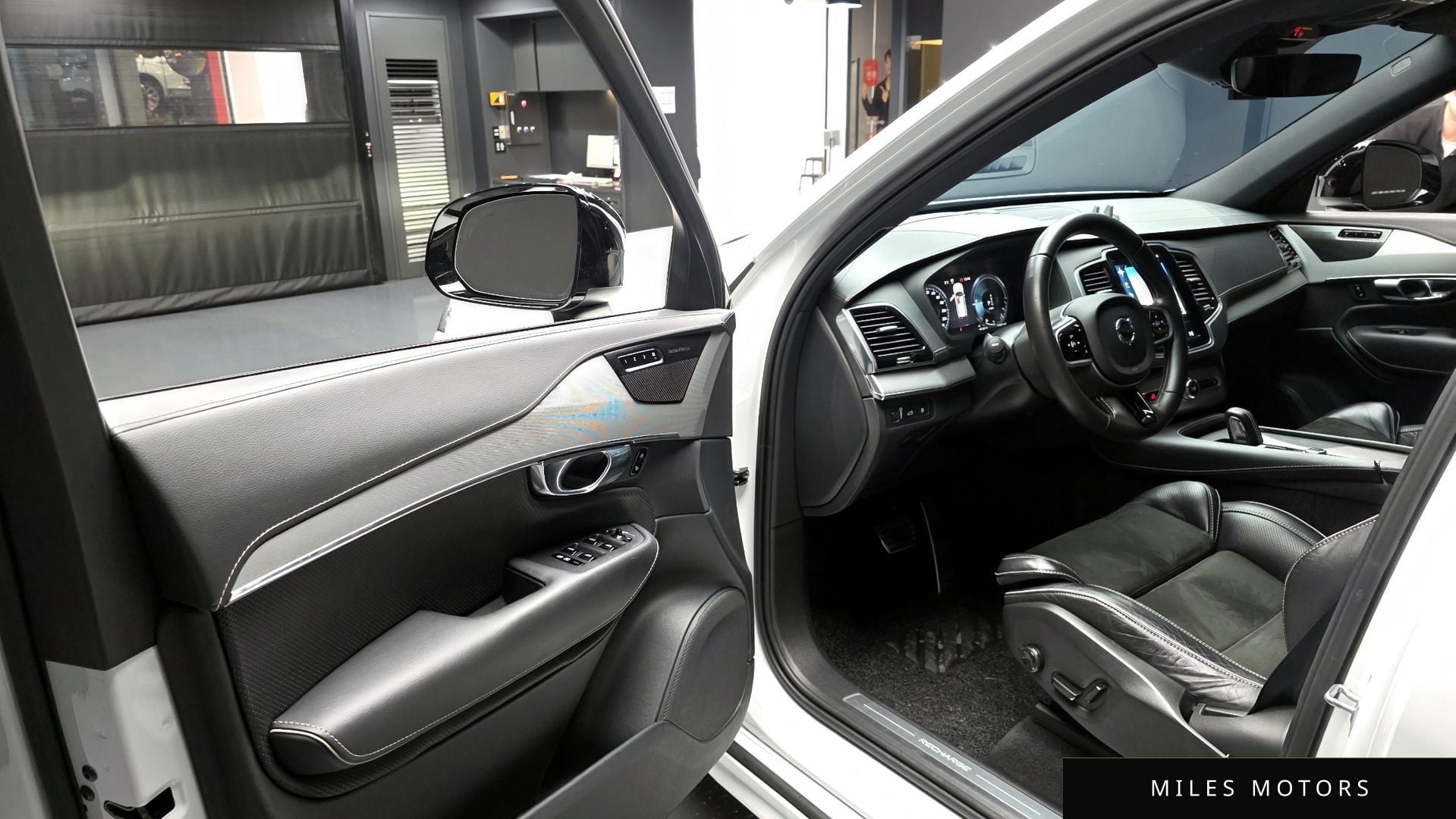 Volvo XC90 2021 — миниатюра 11