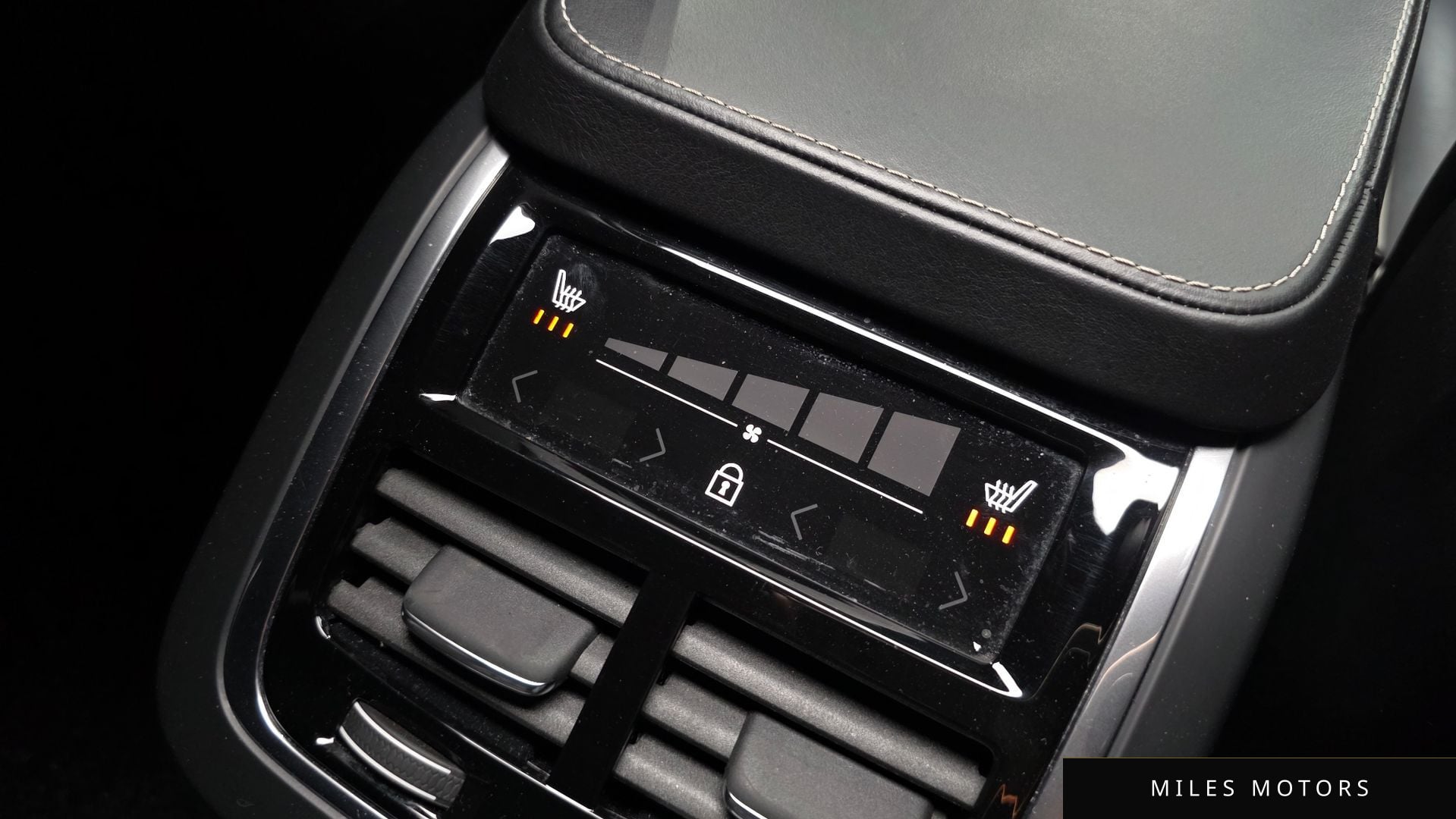 Volvo XC90 2021 — миниатюра 18