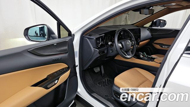 Лексус NX350h 2025 — миниатюра 10