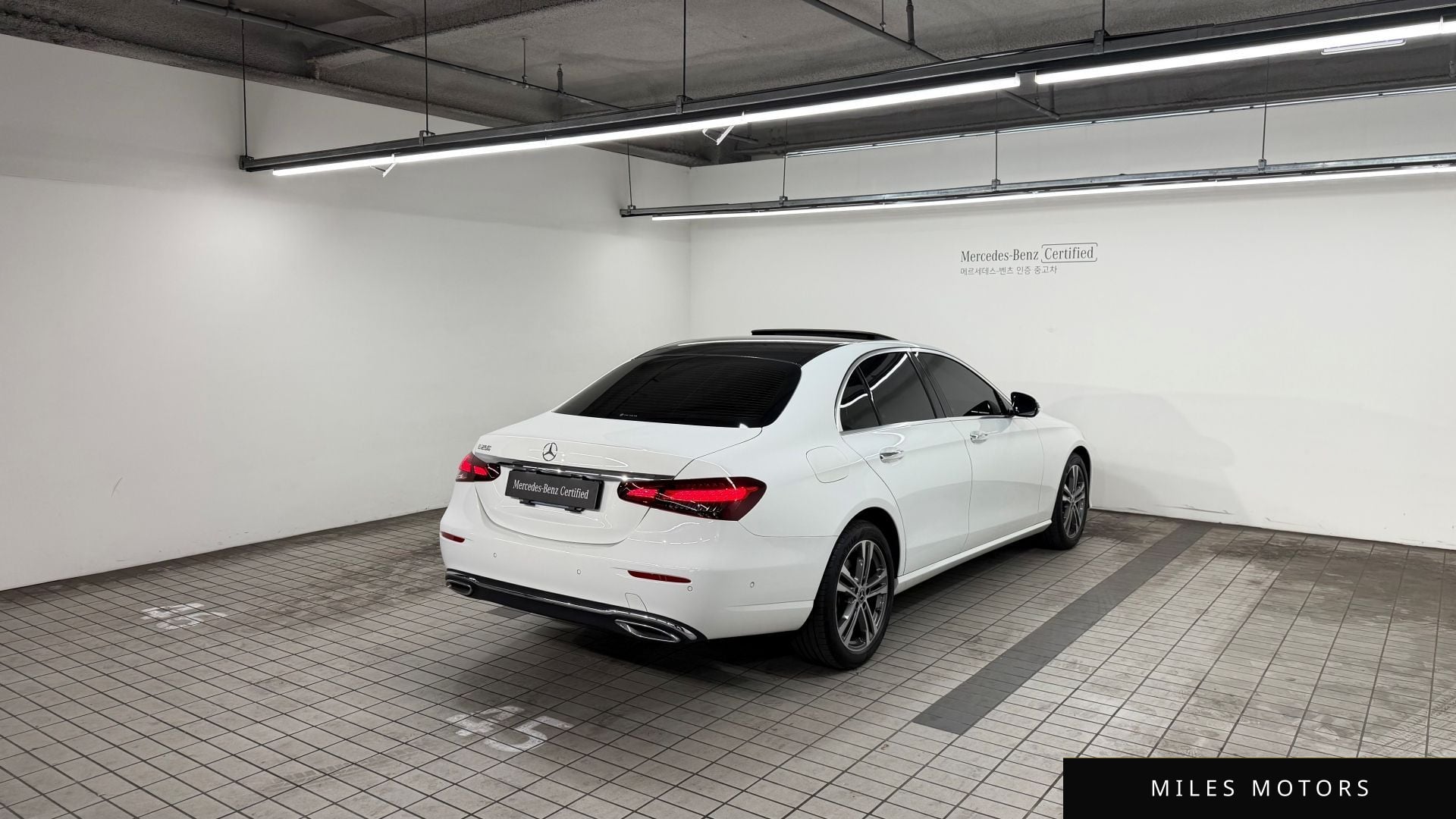Mercedes-Benz E-Class W213 2023 — миниатюра 2
