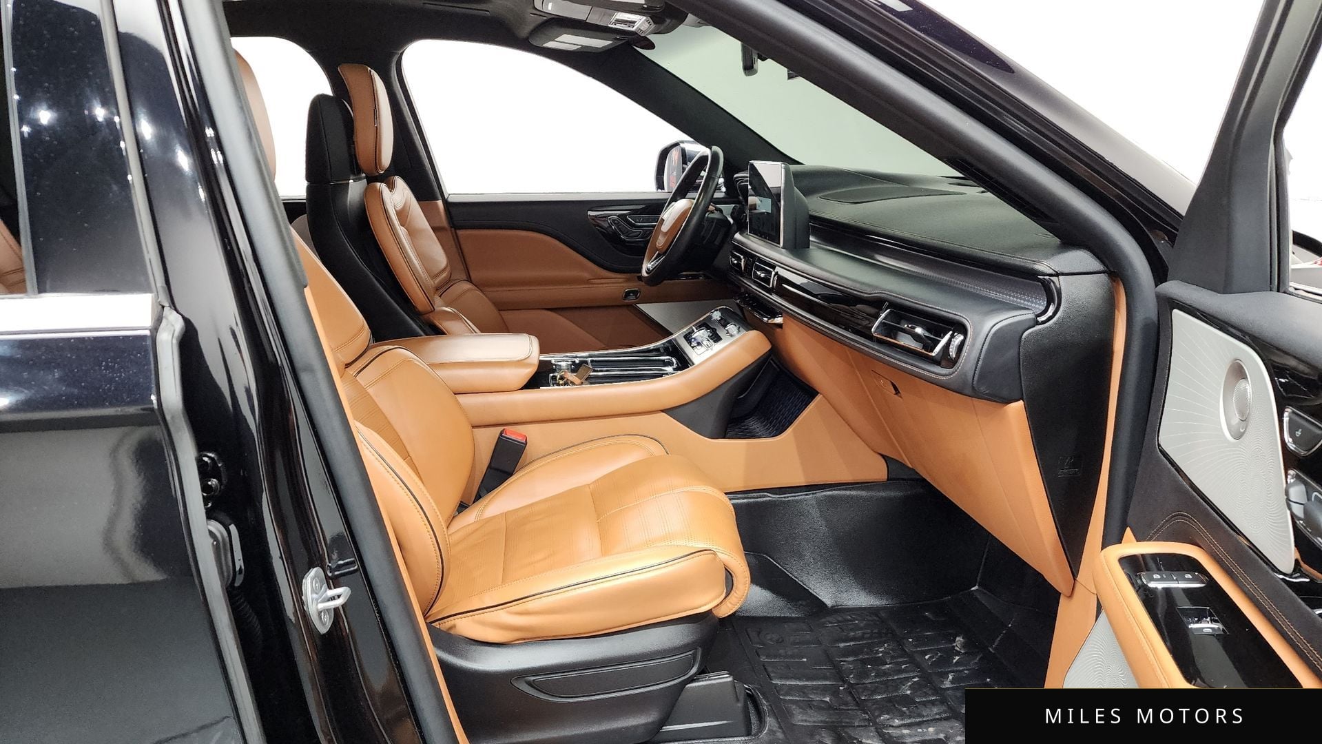 Lincoln 에비에이터 2022 — миниатюра 11