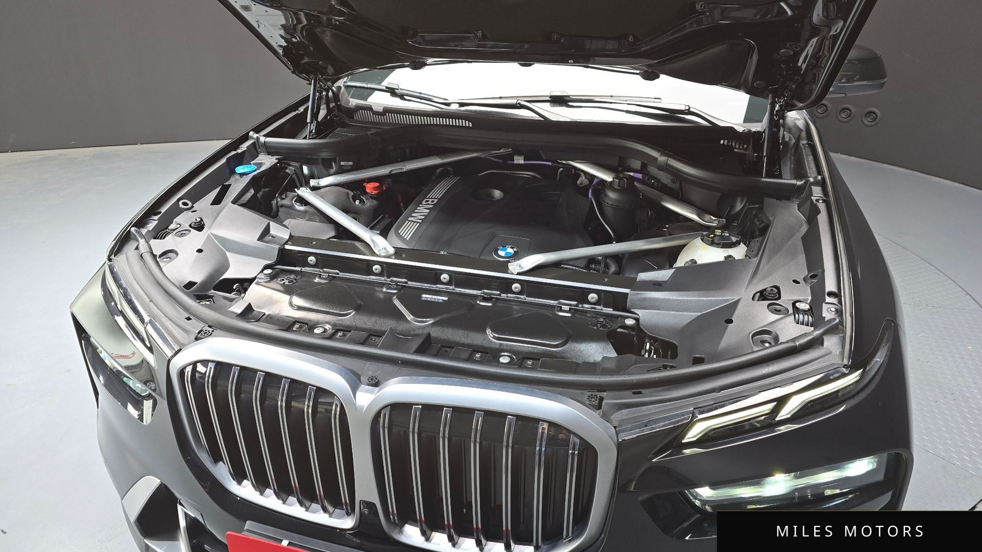 BMW X7 (G07) 2025 — миниатюра 6
