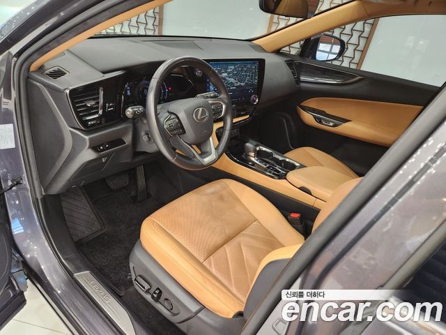 Лексус NX350h 2023 — миниатюра 8