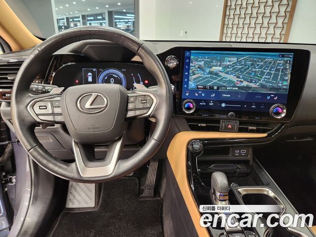 Лексус NX350h 2023 — миниатюра 19