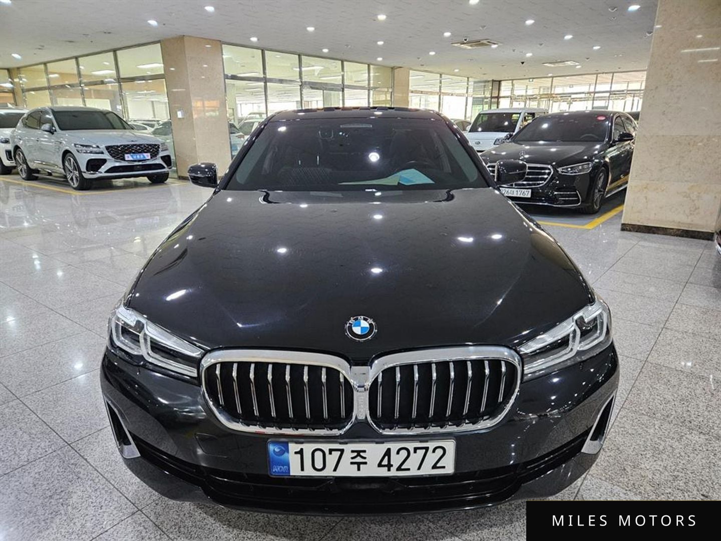 BMW 5 Series (G30) 2022 — миниатюра 2