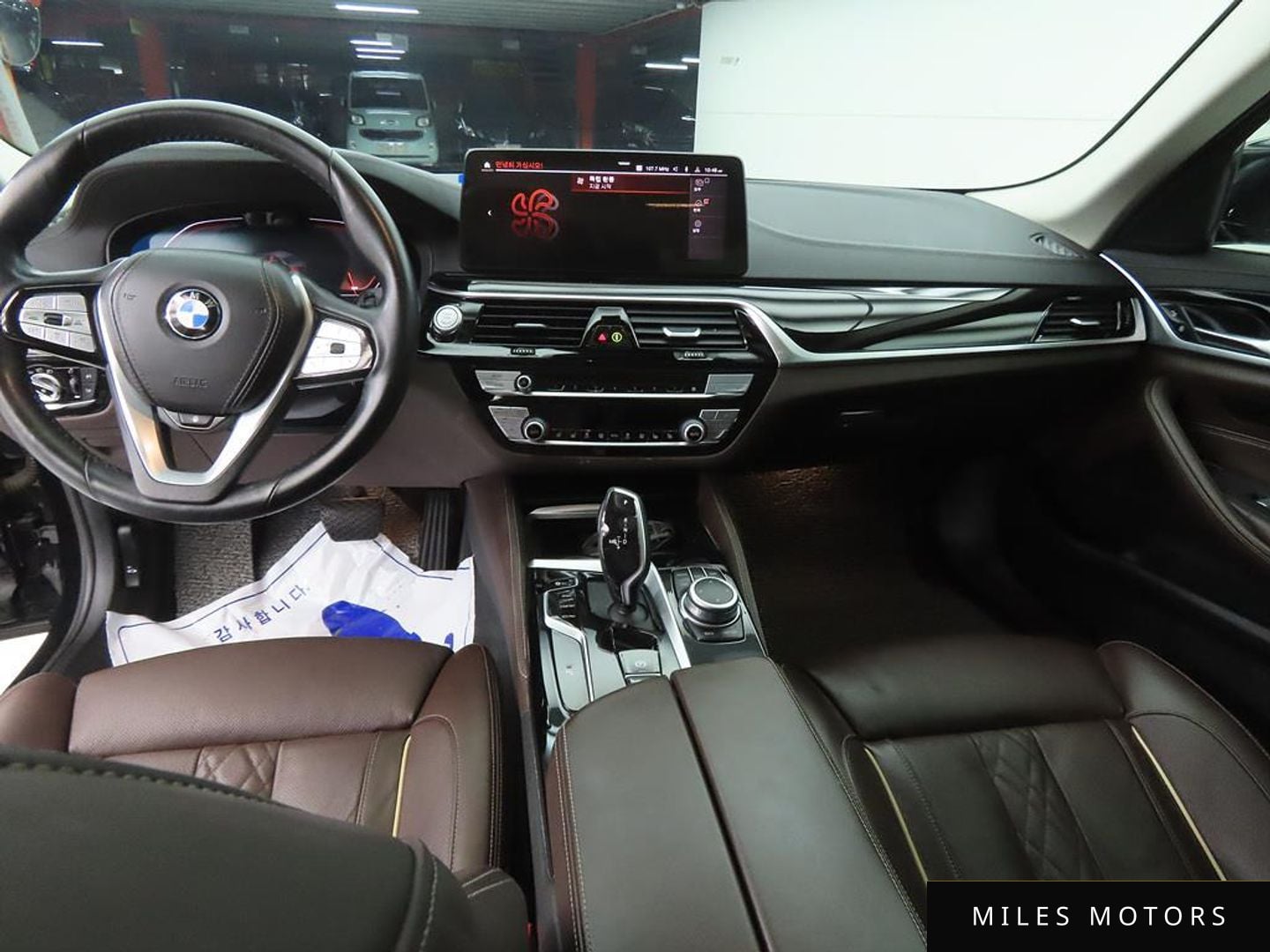BMW 5 Series (G30) 2022 — миниатюра 7