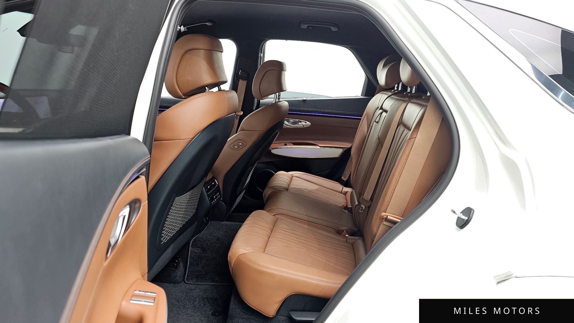 Genesis GV70 2025 — миниатюра 12