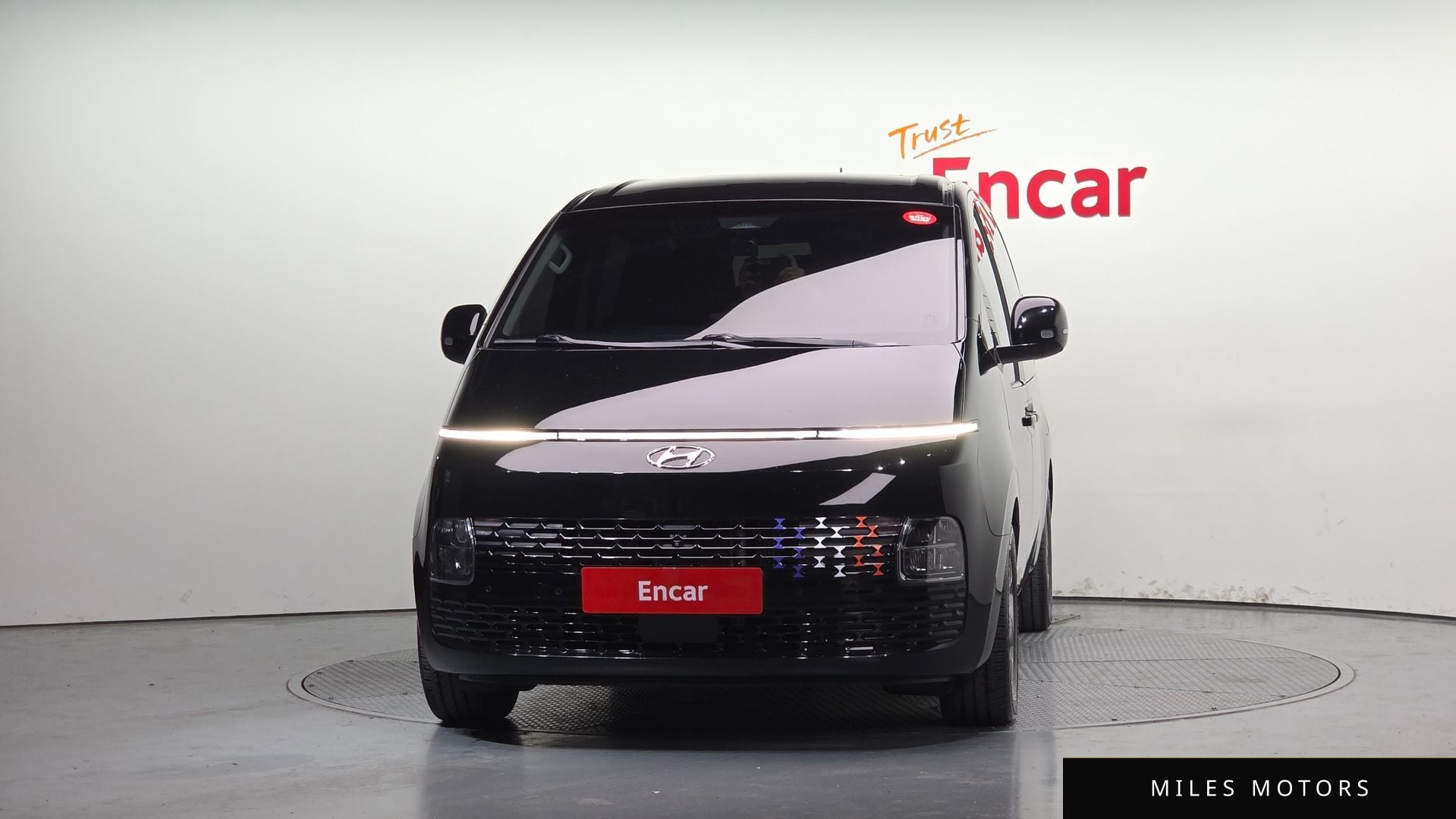 Hyundai Staria 2022 — миниатюра 3