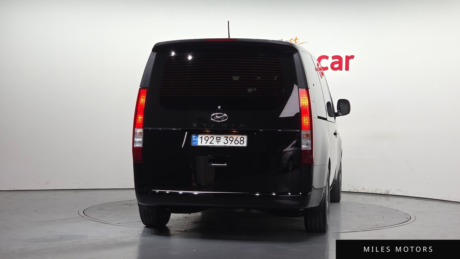 Hyundai Staria 2022 — миниатюра 4
