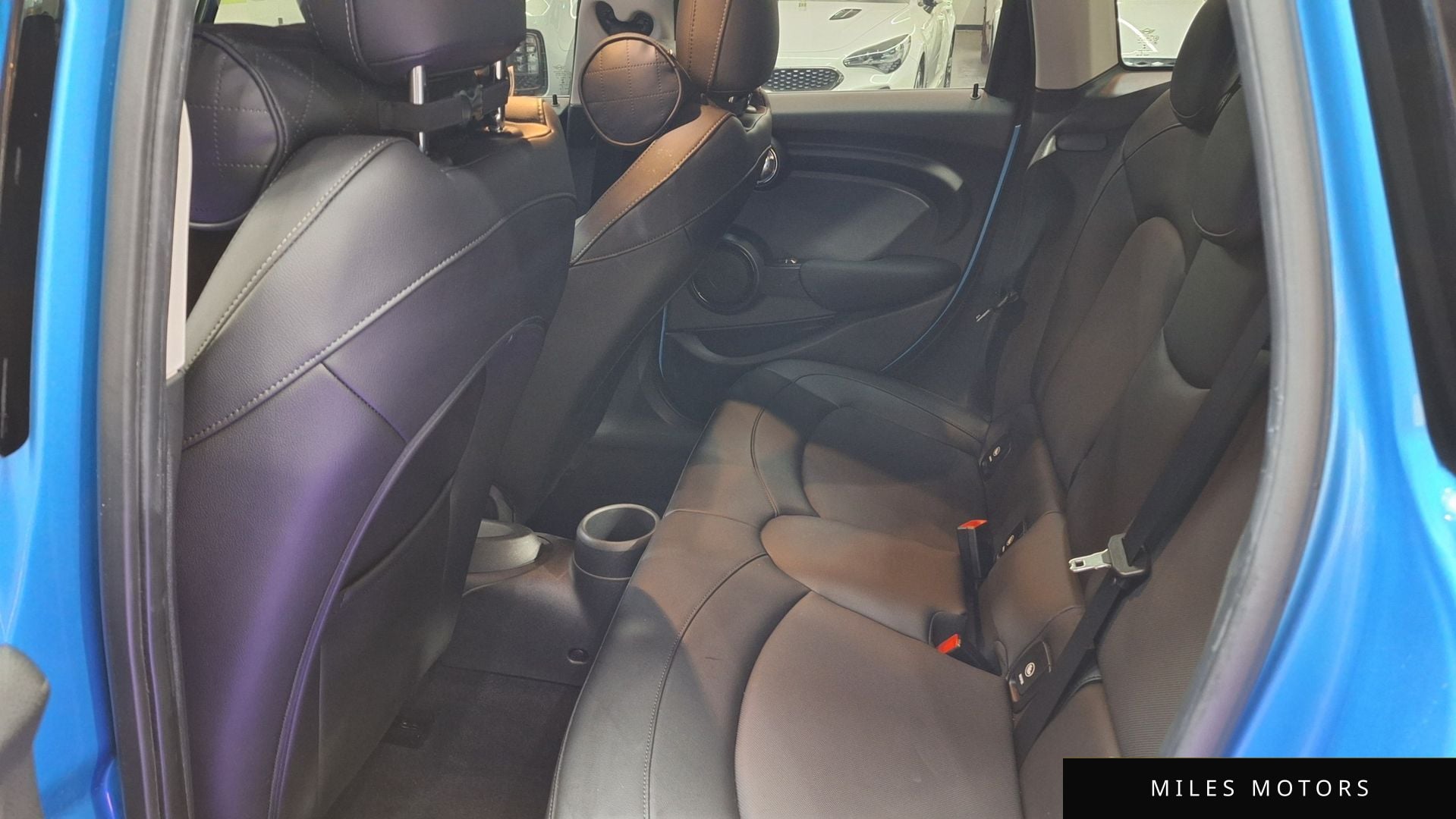 MINI 쿠퍼 2019 — миниатюра 8