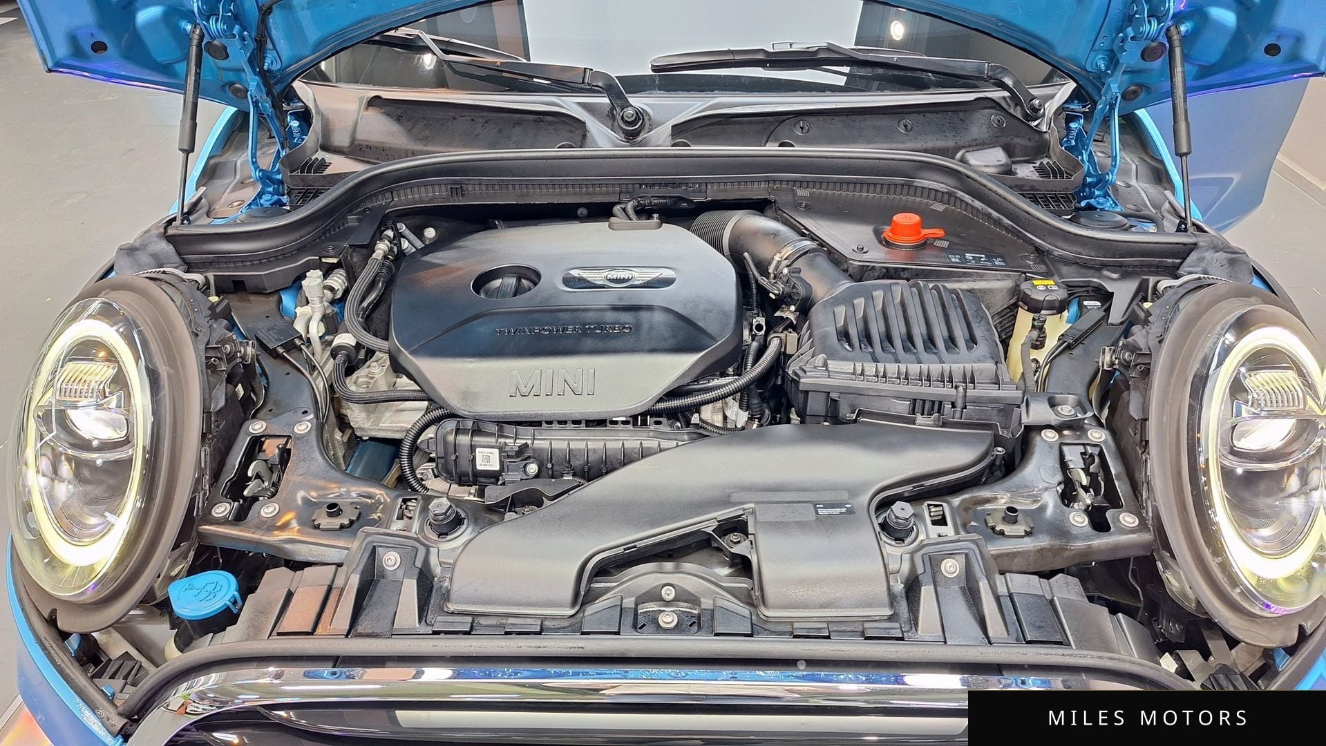 MINI 쿠퍼 2019 — миниатюра 17