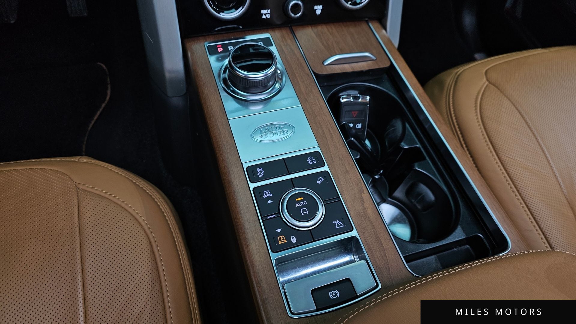 Land Rover Range Rover 2020 — миниатюра 9