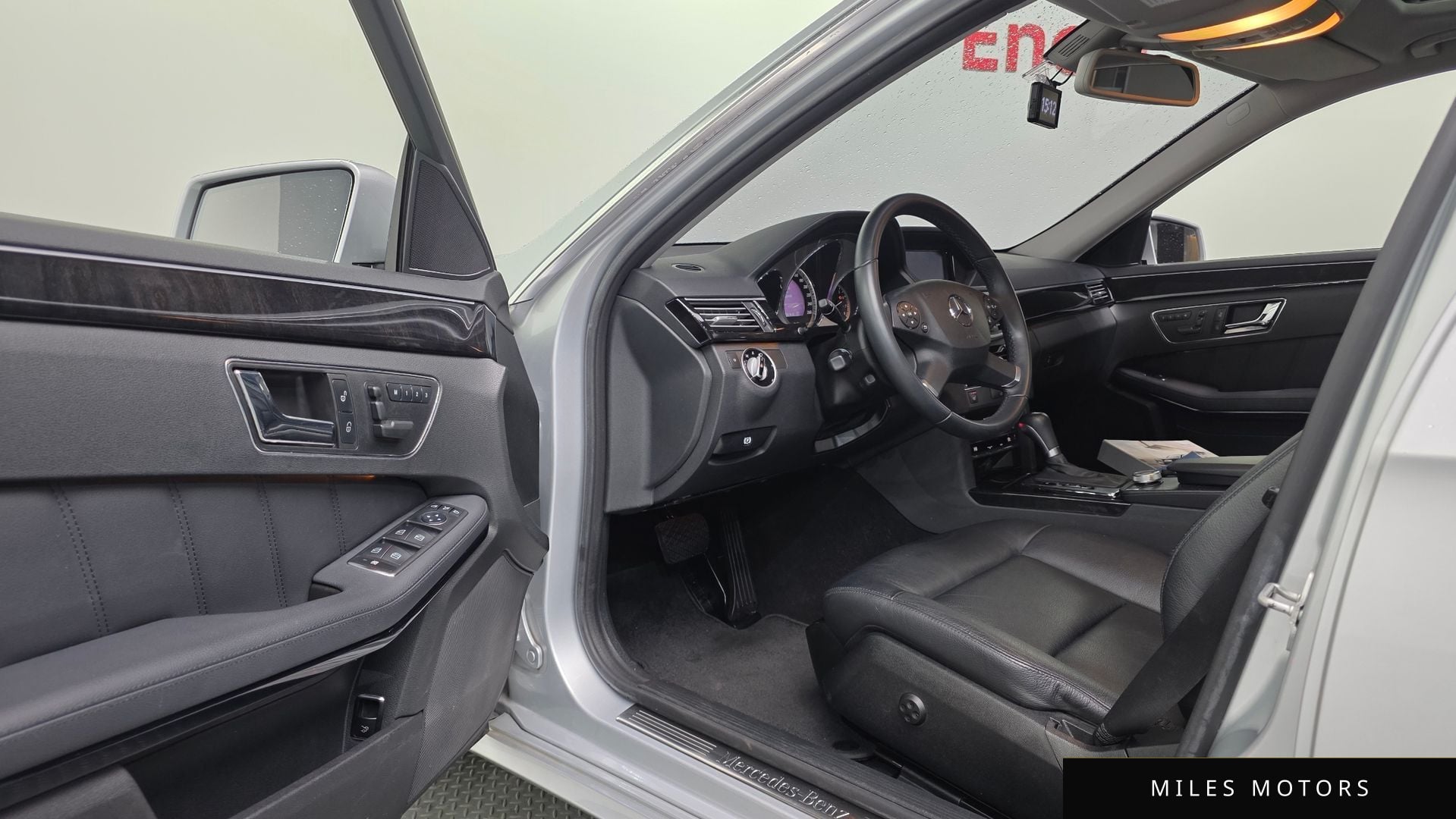 Mercedes-Benz E-Class W212 2011 — миниатюра 12