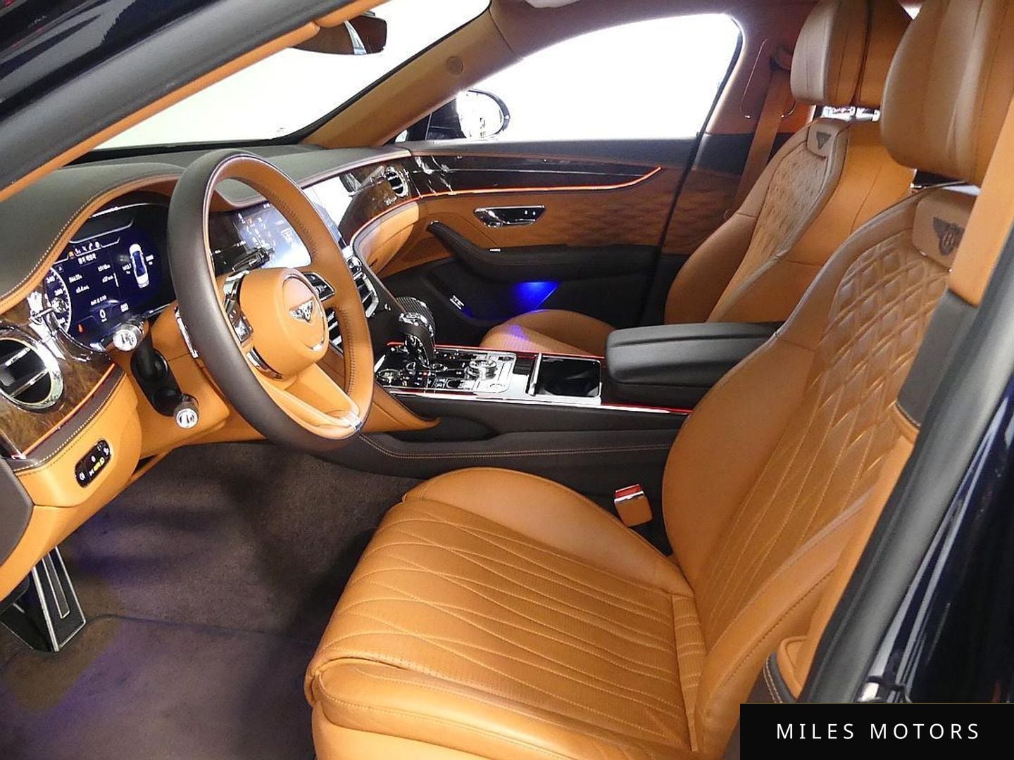 Bentley 플라잉스퍼 2023 — миниатюра 6