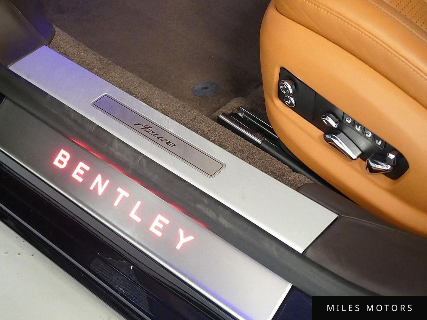Bentley 플라잉스퍼 2023 — миниатюра 16