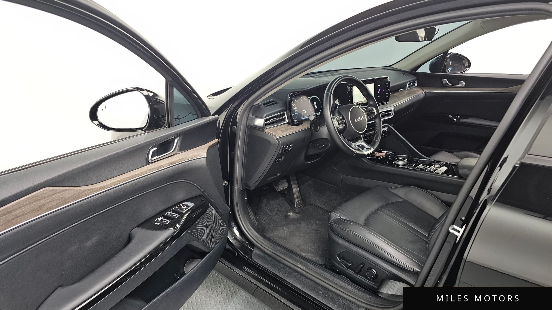Kia K5 2023 — миниатюра 10
