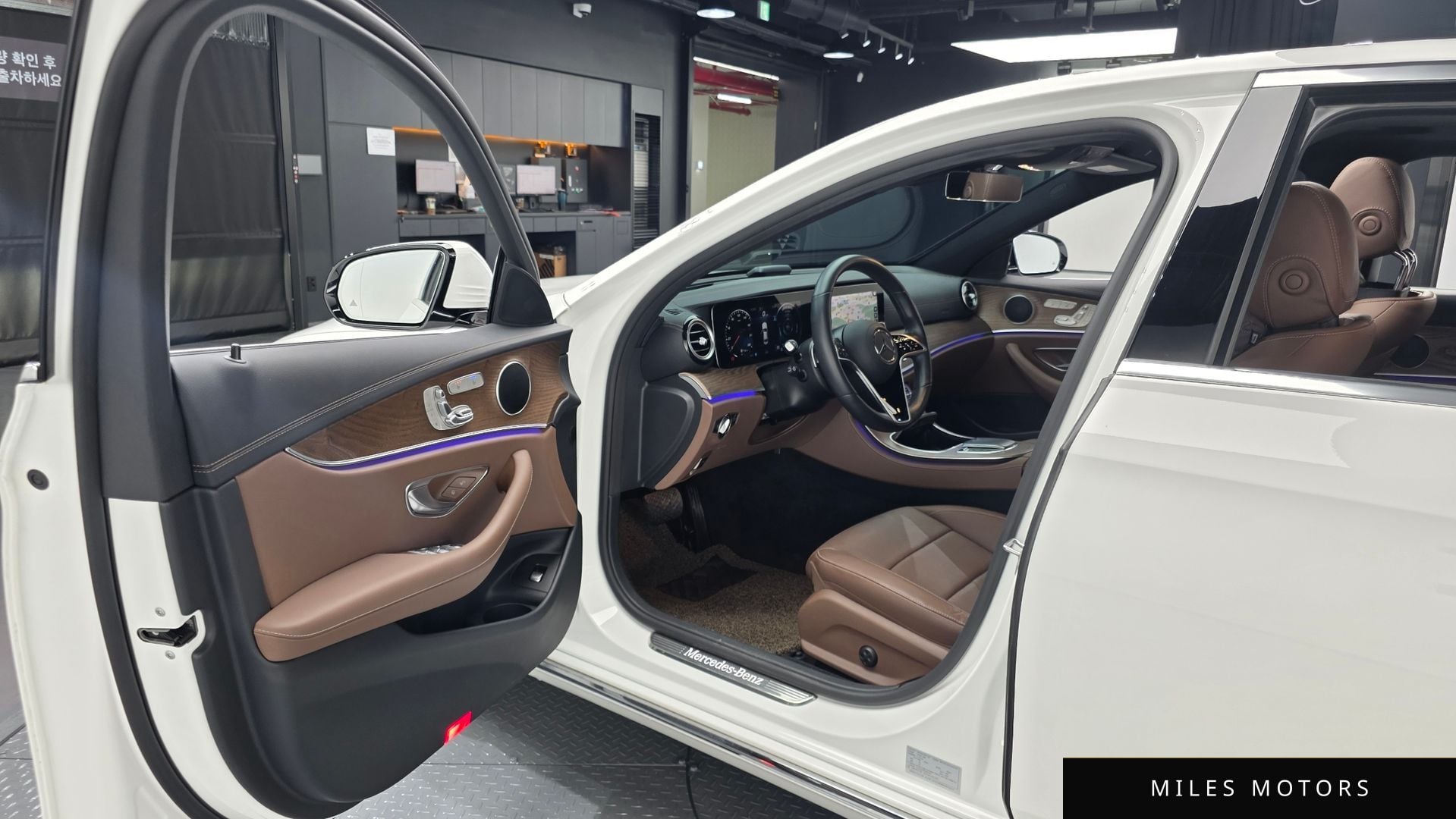 Mercedes-Benz E-Class W213 2022 — миниатюра 11