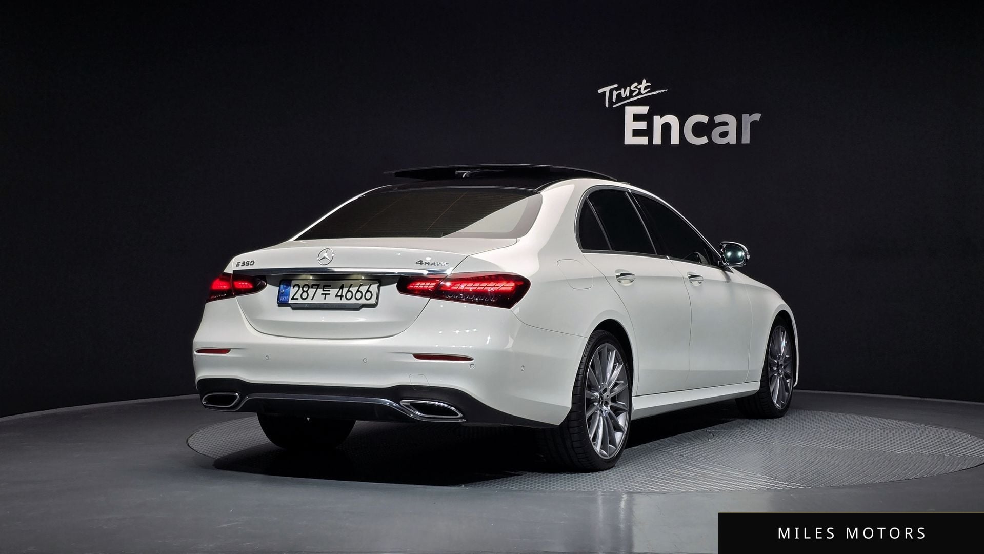 Mercedes-Benz E-클래스 W213 2022 — миниатюра 2