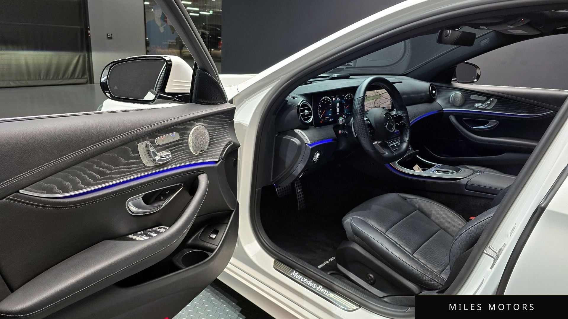 Mercedes-Benz E-클래스 W213 2022 — миниатюра 11