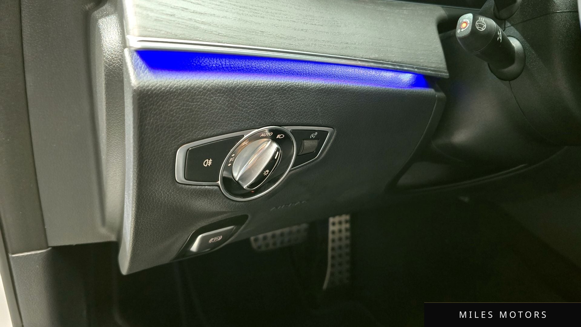 Mercedes-Benz E-클래스 W213 2022 — миниатюра 17