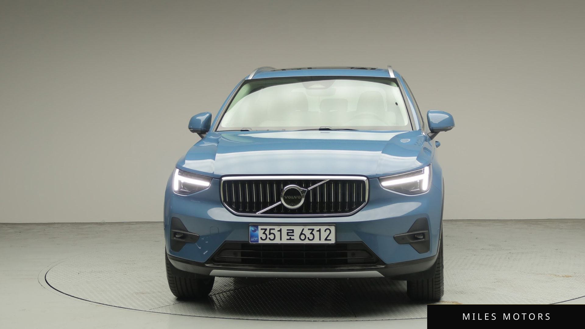 Volvo XC40 2025 — миниатюра 3