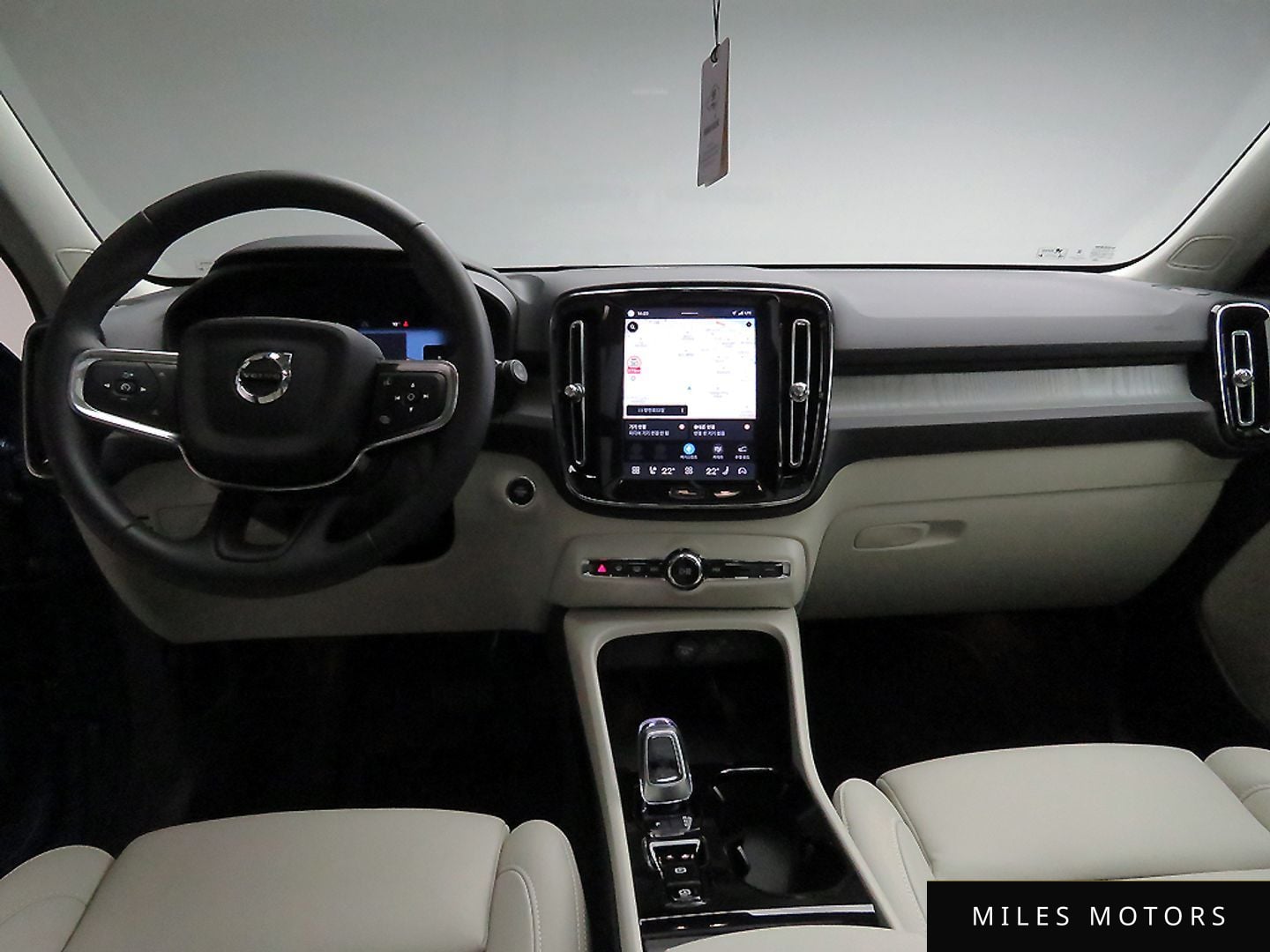 Volvo XC40 2025 — миниатюра 7