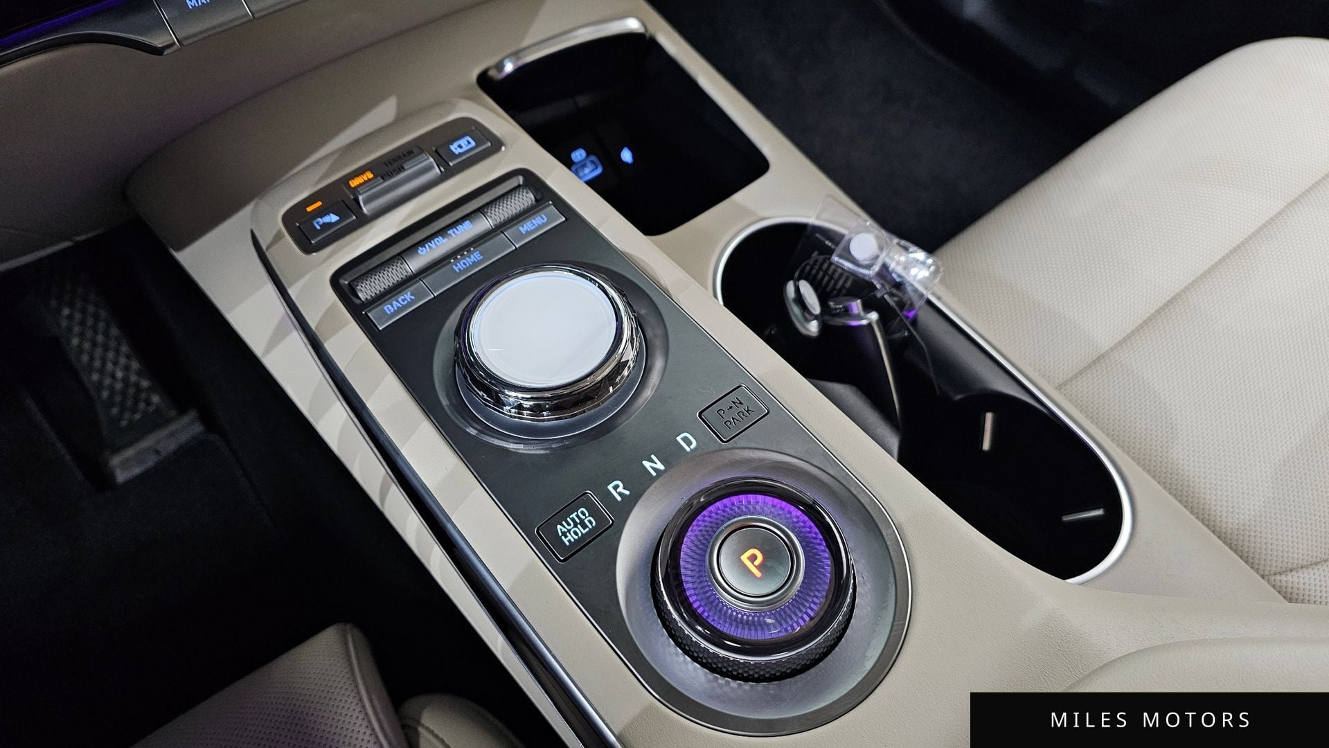 Genesis GV70 2024 — миниатюра 9