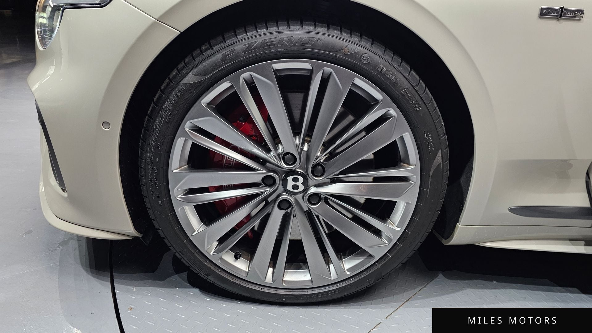 Bentley 컨티넨탈 GT 2025 — миниатюра 5