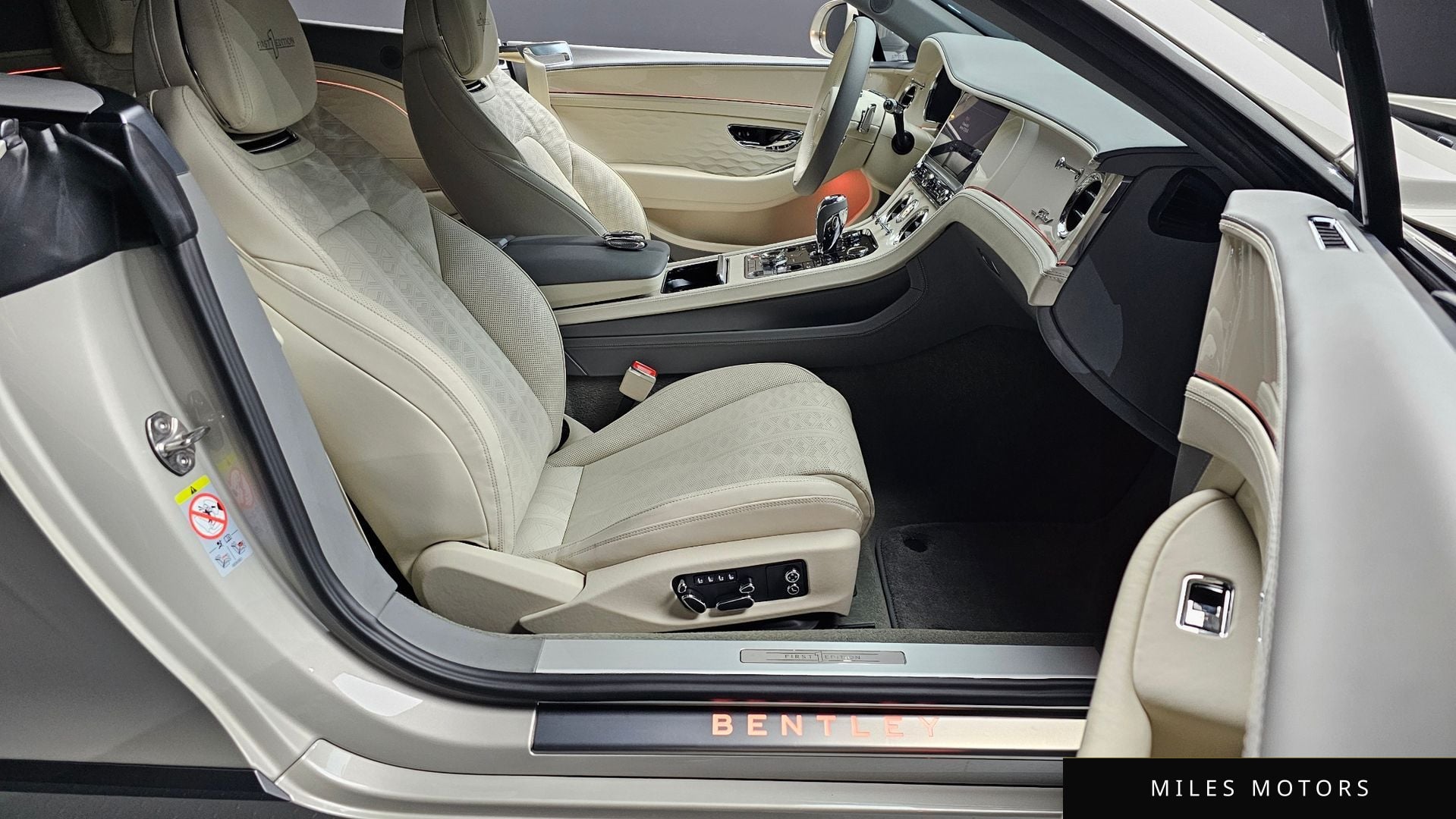 Bentley 컨티넨탈 GT 2025 — миниатюра 10