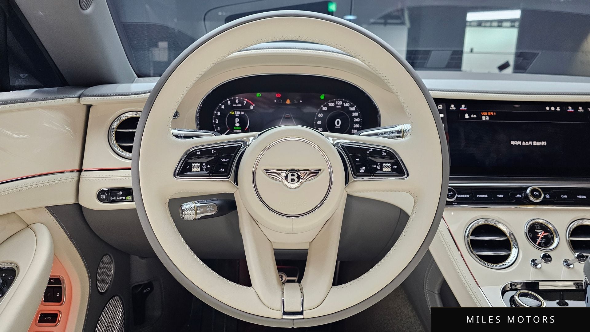 Bentley 컨티넨탈 GT 2025 — миниатюра 12