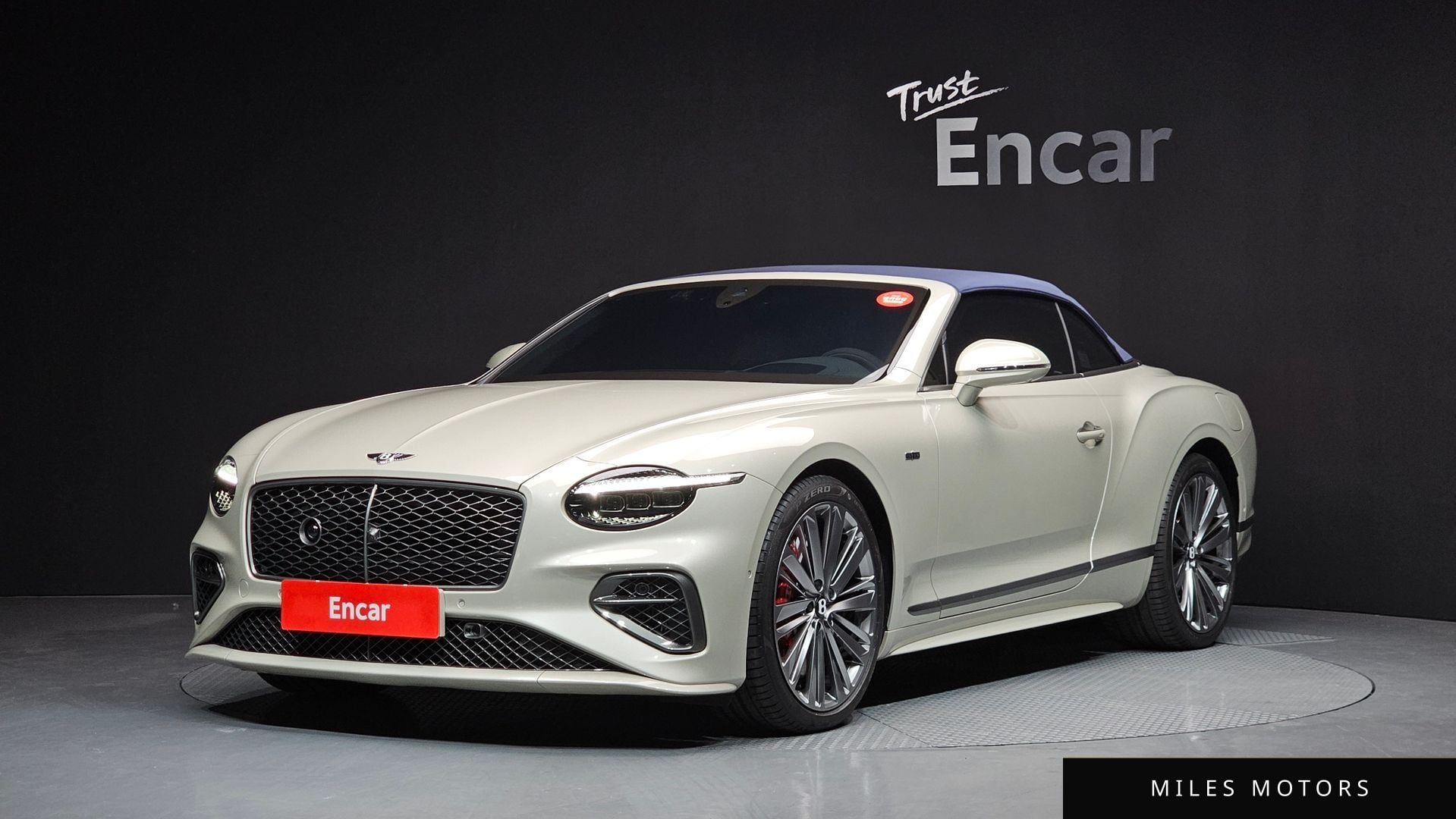 Bentley 컨티넨탈 GT 2025 — миниатюра 19