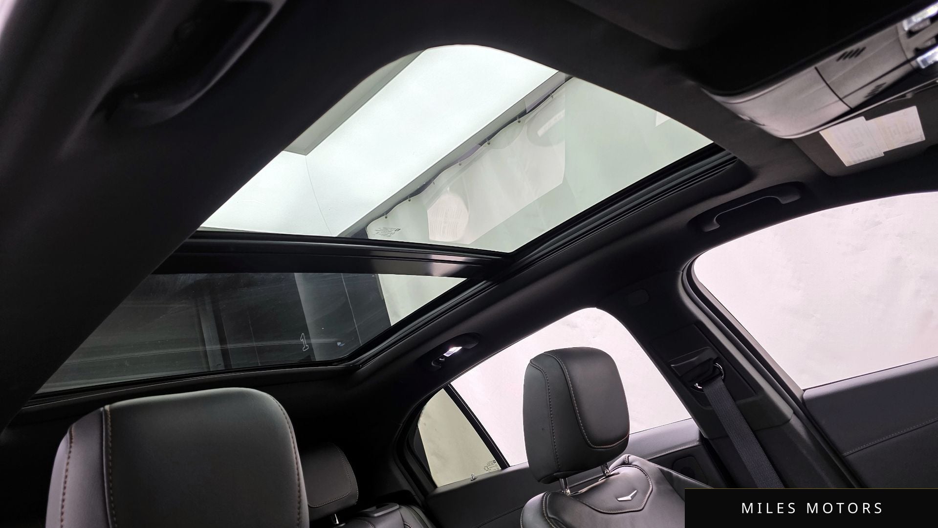Cadillac XT4 2023 — миниатюра 17
