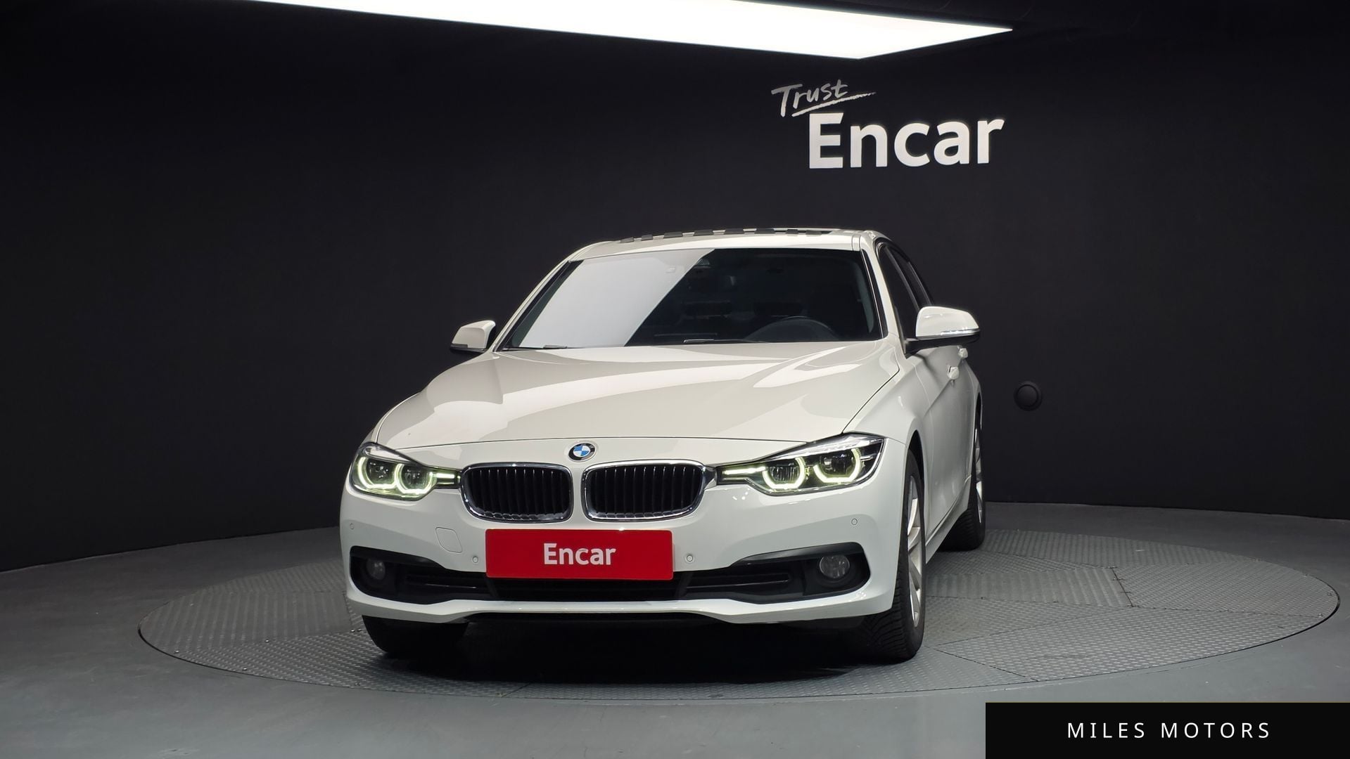 BMW 3 Series (F30) 2018 — миниатюра 3